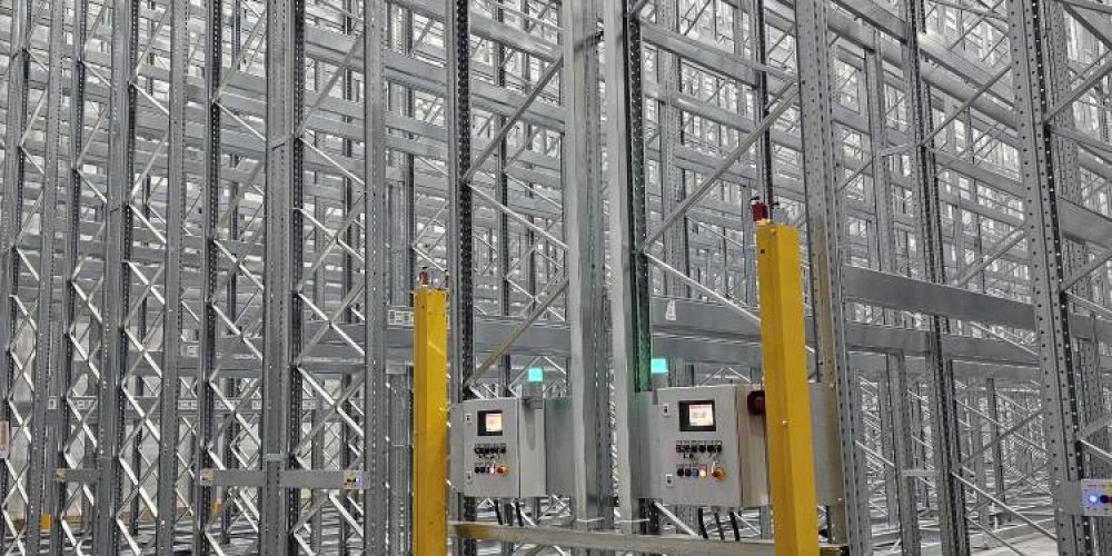 It is Possible to Install a Static Racking Unit between Two Powered Mobile Racking Units
