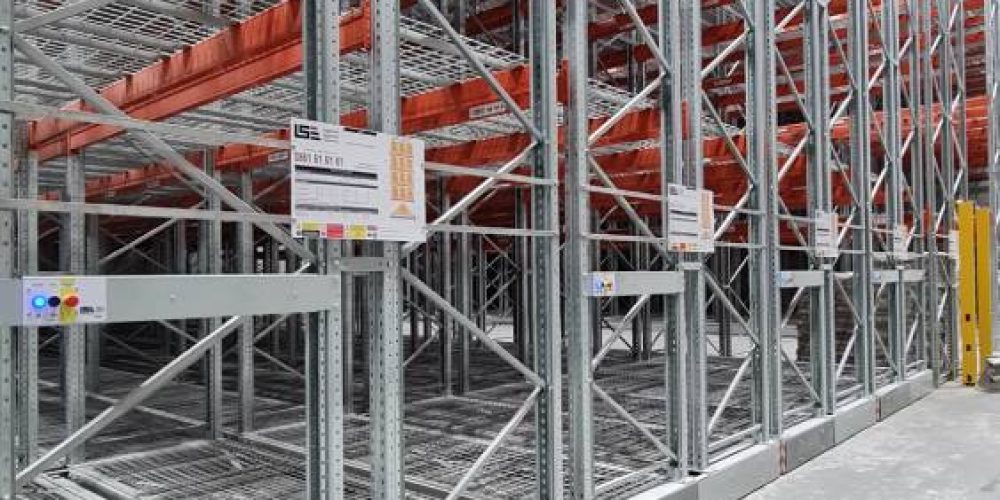 Mobile Pallet Racking can be used in Cold-Storage and Freezer Warehouses